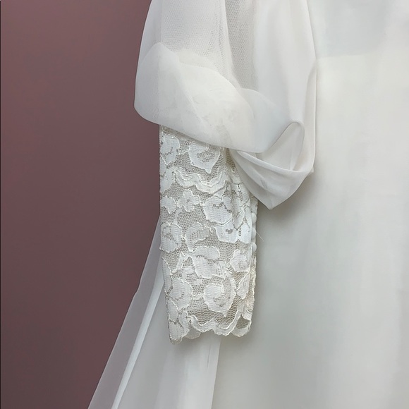 💐 Vintage Lace Union Made Wedding Gown 💐 - Picture 5 of 16